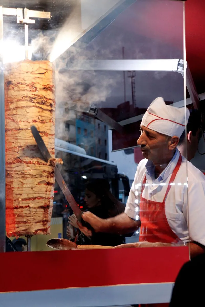 Döner kebab al corte